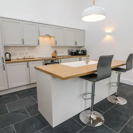 Holiday home Yew Tree *